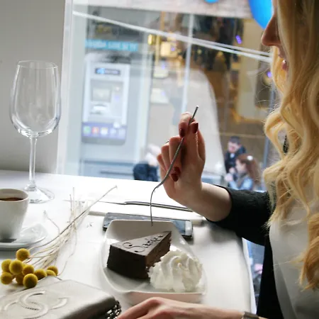 Art Hotel, A Member Of Radisson Individuals 4* Belgrade