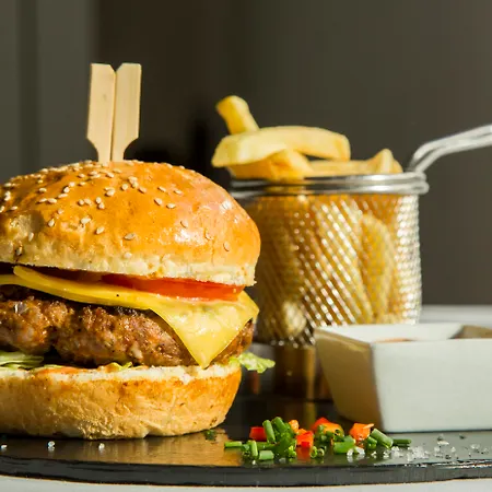 Art Hotel, A Member Of Radisson Individuals Βελιγράδι