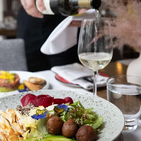 Ξενοδοχείο Art Hotel, A Member Of Radisson Individuals 4*