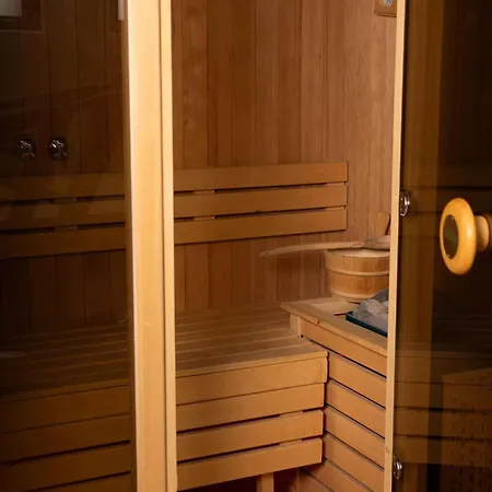 Art Hotel, A Member Of Radisson Individuals 4* Belgrade