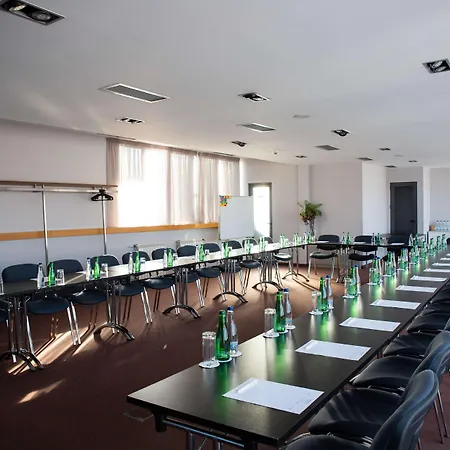 Art Hotel, A Member Of Radisson Individuals Belgrade