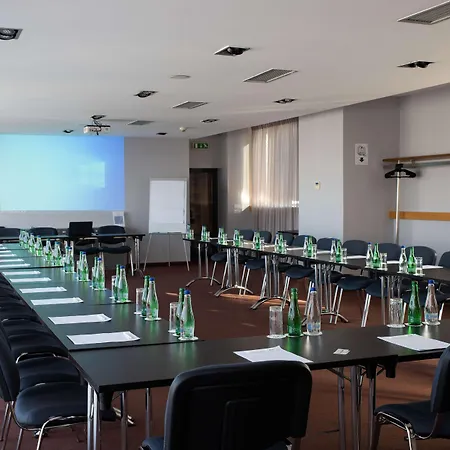 Art Hotel, A Member Of Radisson Individuals 4* Βελιγράδι