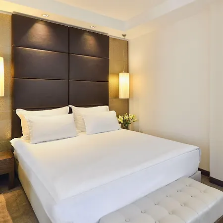 Art Hotel, A Member Of Radisson Individuals 4* Belgrad