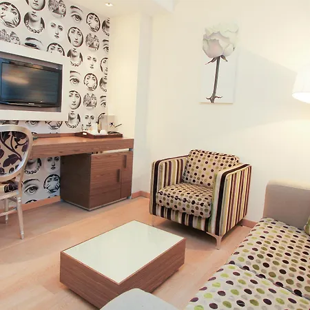 Art Hotel, A Member Of Radisson Individuals 4* Belgrad