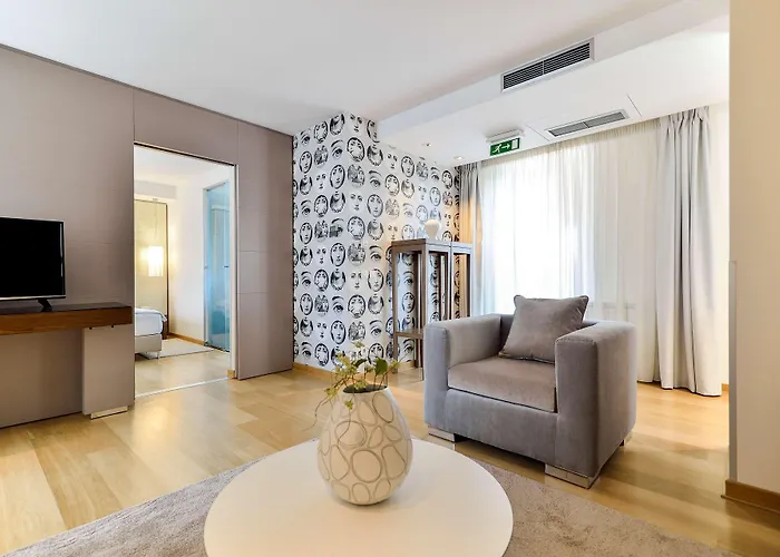 Art Hotel, A Member Of Radisson Individuals 4*